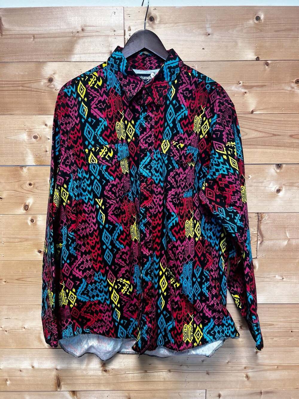 Vintage 90s Wrangler Cowboy Cut Neon Aztec Southwestern Pearl Snap Western XL